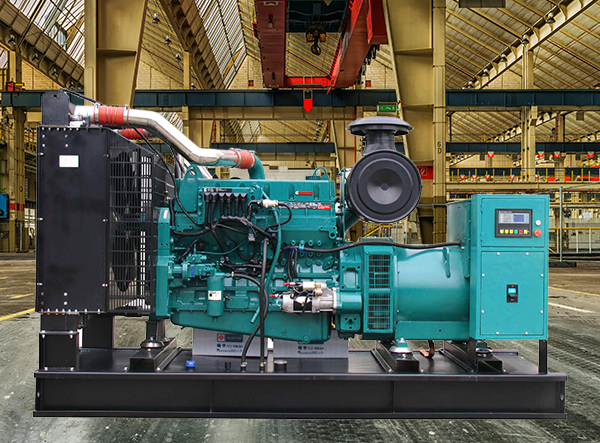 康明斯550KW柴油發(fā)電機(jī)組